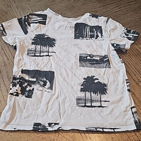Surf Vibes t shirt size 7 - Picture 7 of 8